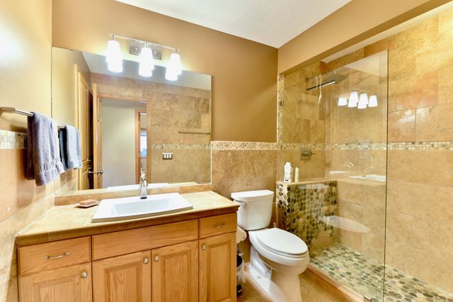 3711 Village Court, Woodbury, MN 55125