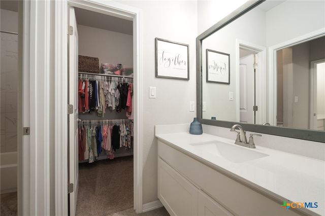 1928 Lakeside Ranch Road, Georgetown, TX 78633