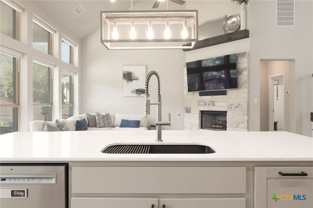 1928 Lakeside Ranch Road, Georgetown, TX 78633