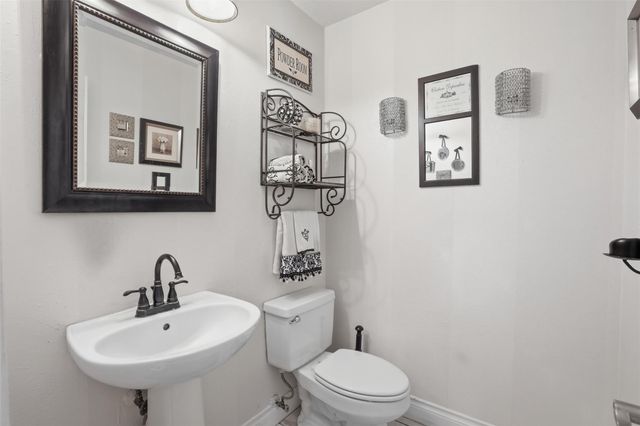 1303 Windleaf Drive, Shoreacres, TX 77571