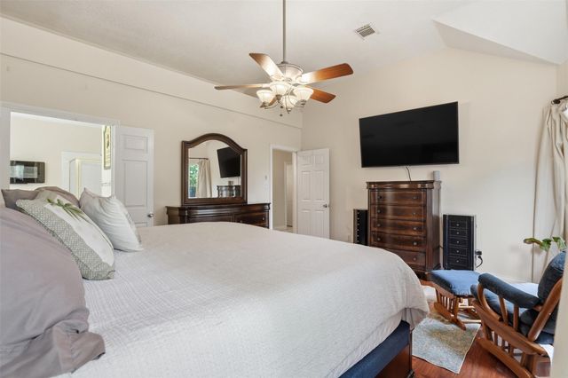 1303 Windleaf Drive, Shoreacres, TX 77571