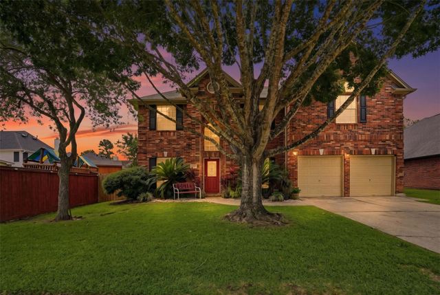 1303 Windleaf Drive, Shoreacres, TX 77571