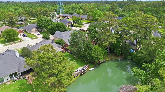 1303 Windleaf Drive, Shoreacres, TX 77571