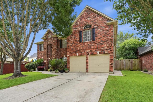 1303 Windleaf Drive, Shoreacres, TX 77571