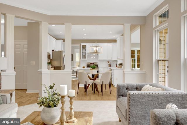 47425 RIVER CREST ST, Sterling, VA 20165