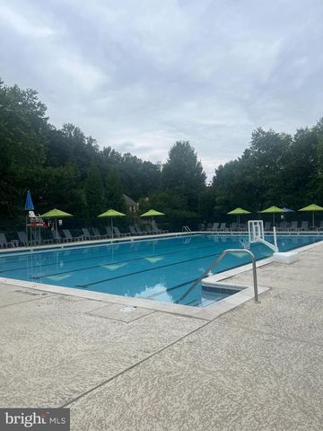 47425 RIVER CREST ST, Sterling, VA 20165