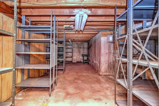 39 Holly Mar Hill Road, North Branford, CT 06472