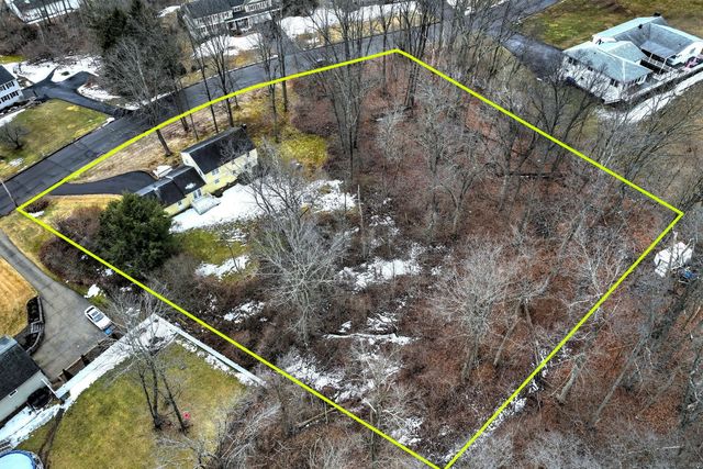 39 Holly Mar Hill Road, North Branford, CT 06472