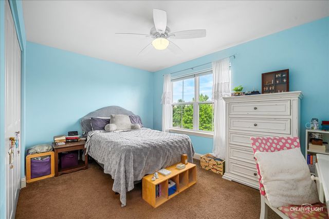 318 Winthrop Drive, Oswego, IL 60543