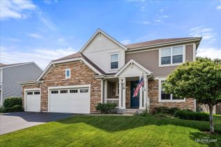 318 Winthrop Drive, Oswego, IL 60543