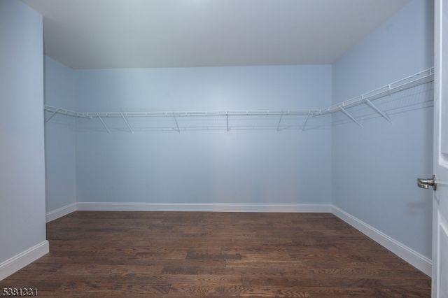 10 Greenhut Ave, Randolph Twp., NJ 07869