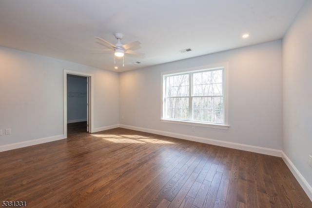 10 Greenhut Ave, Randolph Twp., NJ 07869