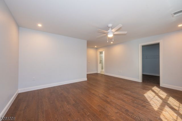 10 Greenhut Ave, Randolph Twp., NJ 07869