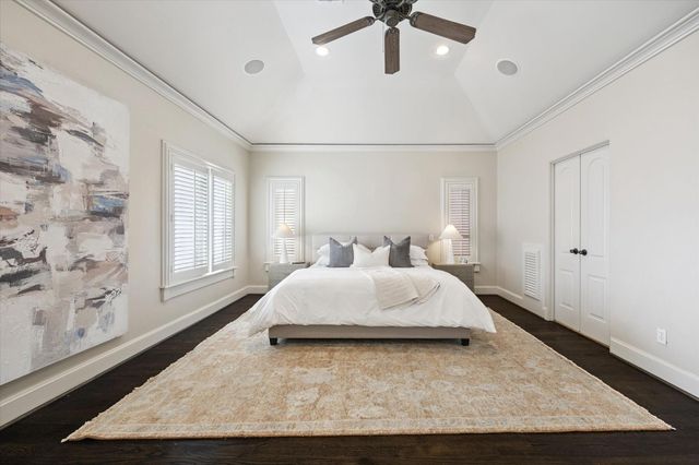 2145 Fairview Avenue, Houston, TX 77019