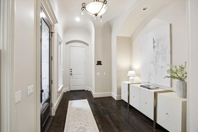 2145 Fairview Avenue, Houston, TX 77019