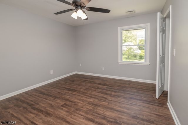 16 Abrams Rd, Holland Twp., NJ 08848