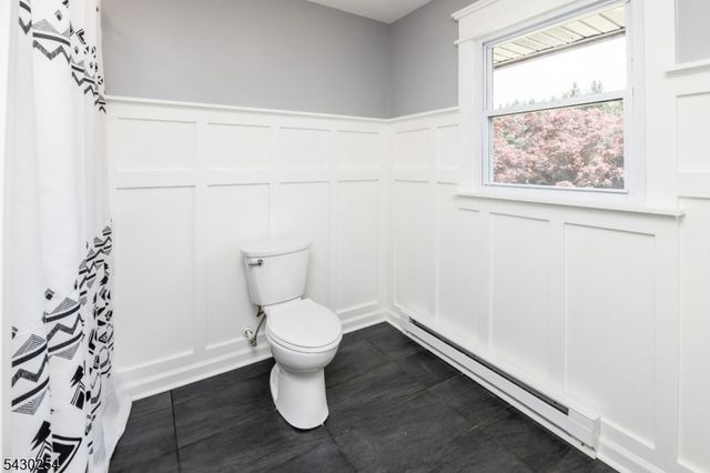 16 Abrams Rd, Holland Twp., NJ 08848
