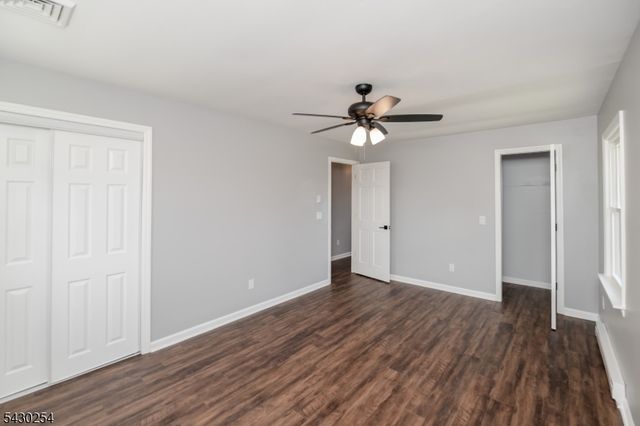 16 Abrams Rd, Holland Twp., NJ 08848