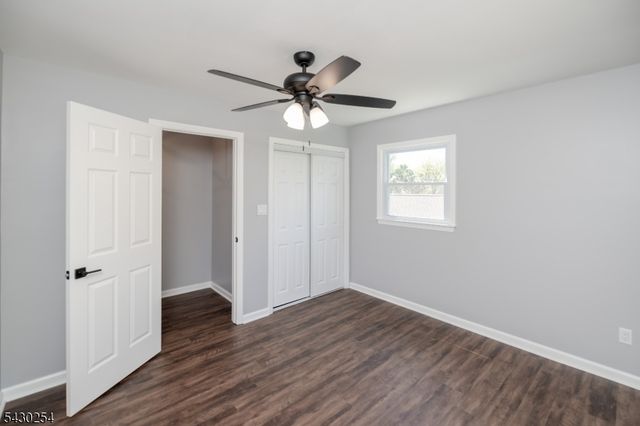 16 Abrams Rd, Holland Twp., NJ 08848