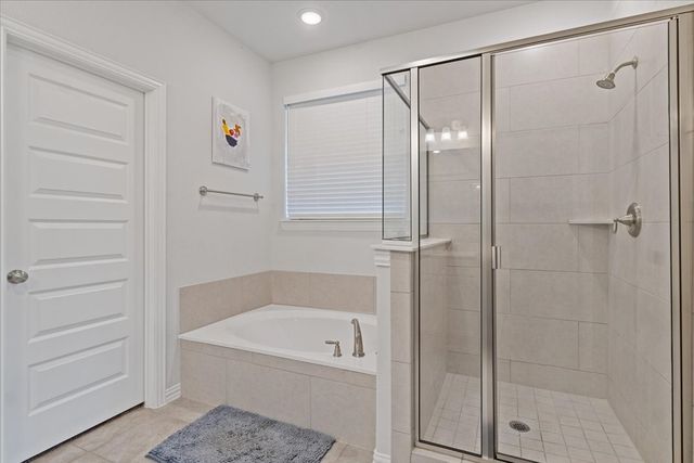 125 Kirwin Drive, Fort Worth, TX 76131