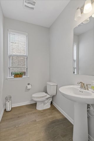 125 Kirwin Drive, Fort Worth, TX 76131