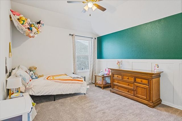 125 Kirwin Drive, Fort Worth, TX 76131
