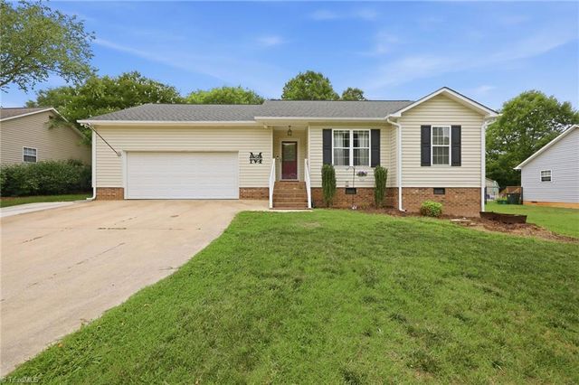 227 Meadow Lark Lane, Thomasville, NC 27360