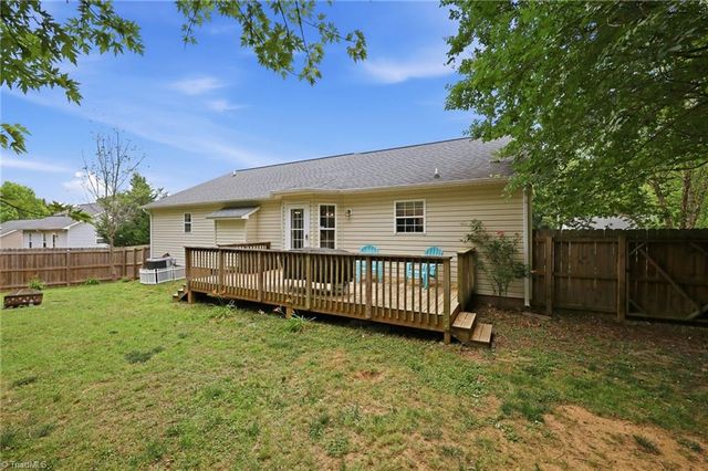 227 Meadow Lark Lane, Thomasville, NC 27360