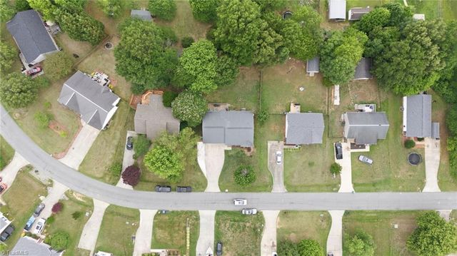 227 Meadow Lark Lane, Thomasville, NC 27360