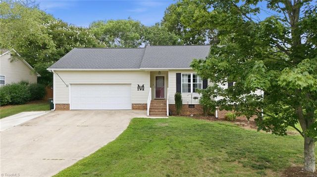 227 Meadow Lark Lane, Thomasville, NC 27360