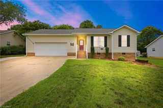 227 Meadow Lark Lane, Thomasville, NC 27360