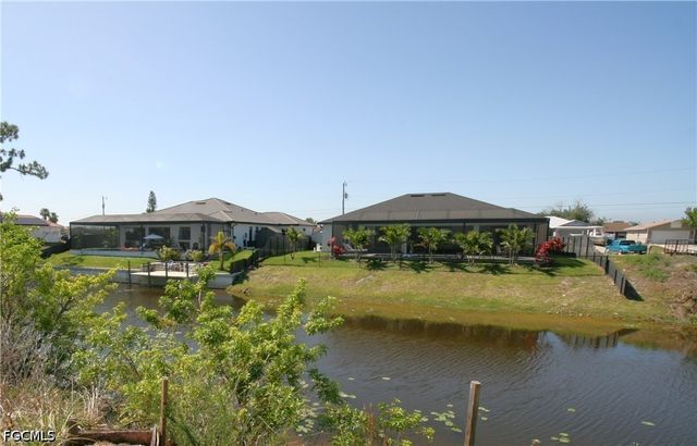 1728 NE 12th TER, Cape Coral, FL 33909