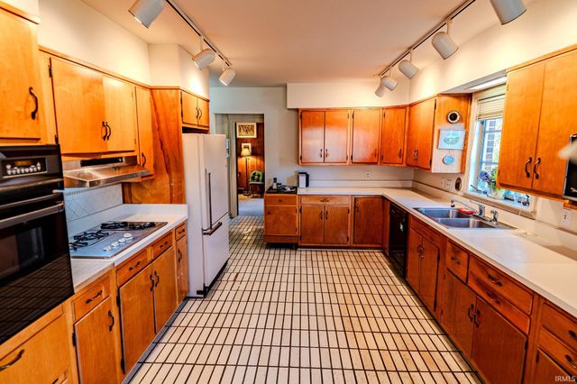 1207 Digby Drive, Lafayette, IN 47905