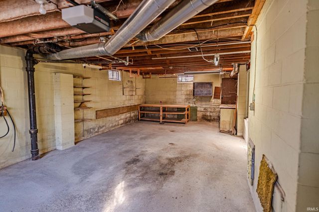 1207 Digby Drive, Lafayette, IN 47905