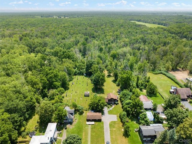 6576 State Route 31, Cicero, NY 13039