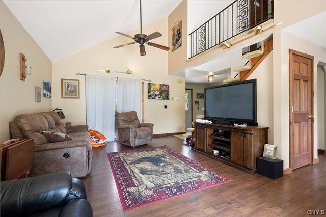 6576 State Route 31, Cicero, NY 13039