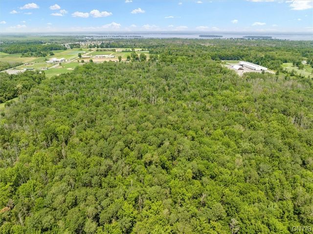 6576 State Route 31, Cicero, NY 13039