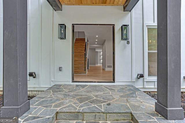 2707 Cosmos Drive NE, Atlanta, GA 30345