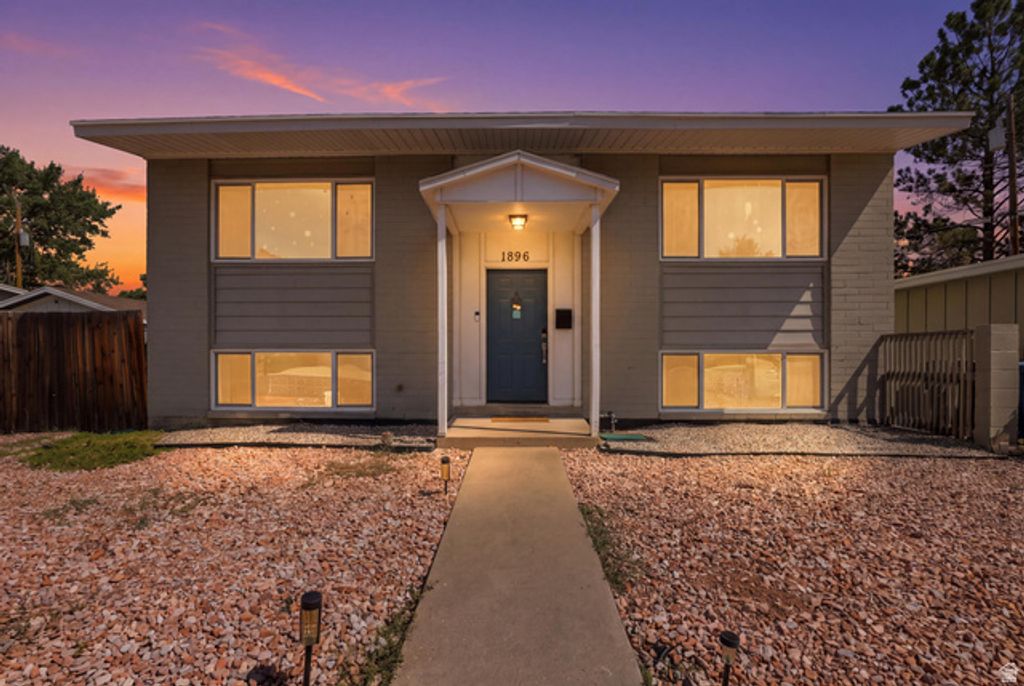 1896 W KIRKHAM WAY, Taylorsville, UT 84129 — exterior