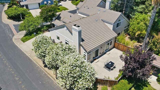 1731 Indian Wells Way, Clayton, CA 94517