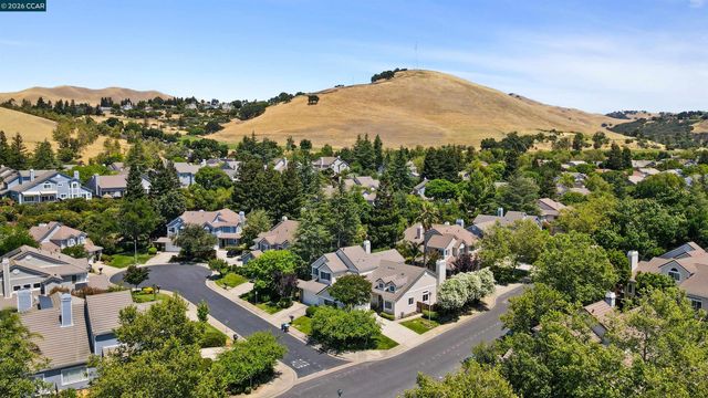 1731 Indian Wells Way, Clayton, CA 94517