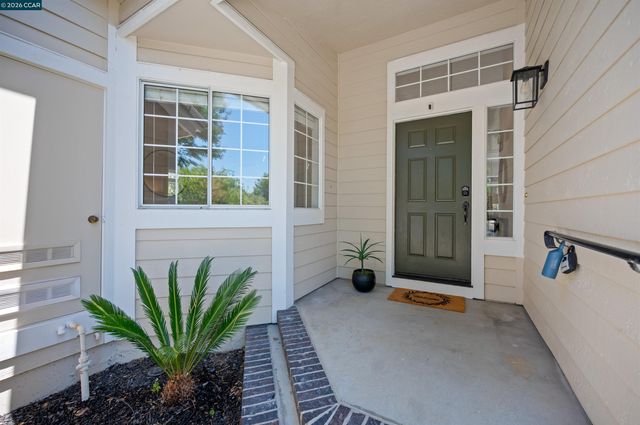 1731 Indian Wells Way, Clayton, CA 94517
