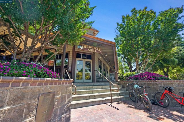 1731 Indian Wells Way, Clayton, CA 94517