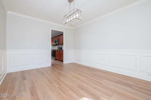 8815 Eli Dr, Louisville, KY 40291