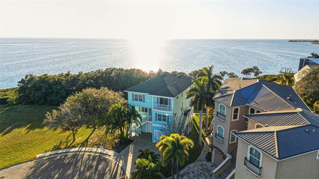 1726 SUNKISSED DRIVE, Tarpon Springs, FL 34689