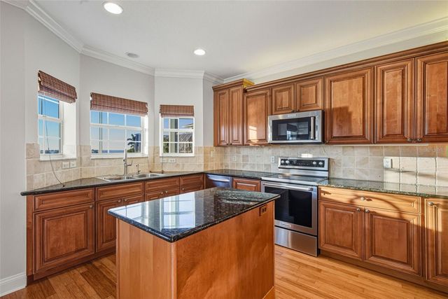 1726 SUNKISSED DRIVE, Tarpon Springs, FL 34689