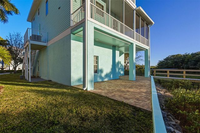 1726 SUNKISSED DRIVE, Tarpon Springs, FL 34689