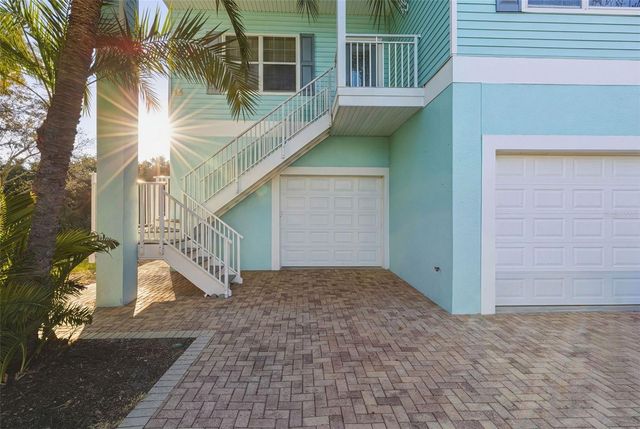 1726 SUNKISSED DRIVE, Tarpon Springs, FL 34689