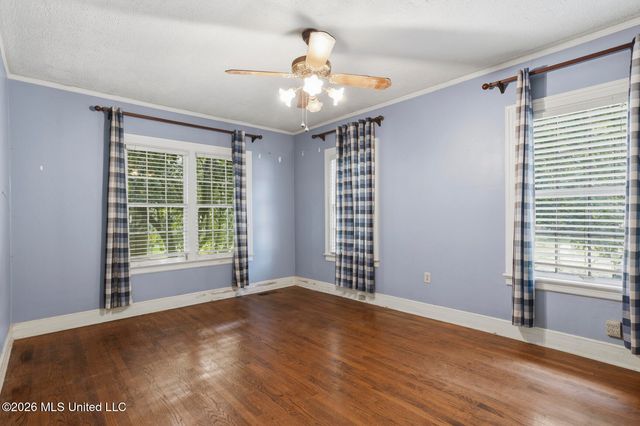 3521 Mcfarland Road, Raymond, MS 39154