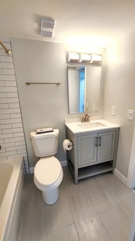 450 Egret Circle 9210, Delray Beach, FL 33444